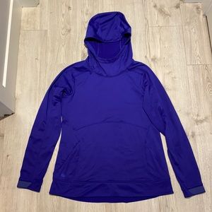 Athleta hoodie with zip pockets and large hood